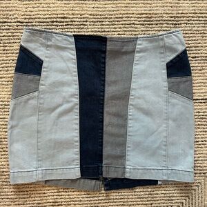 GUESS Colorblock Denim Mini Skirt Blue Navy size 32